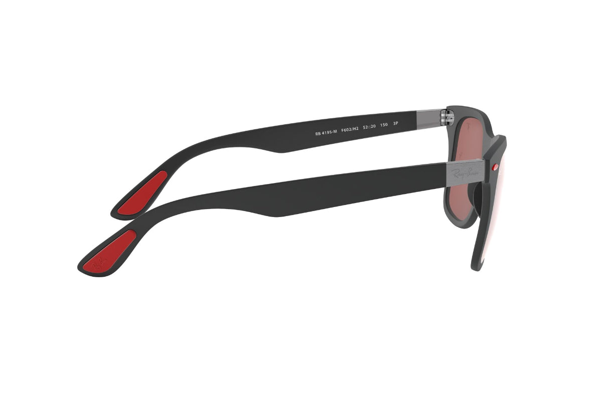 Ray-Ban Ferrari Lentes de Sol Wayfarer Liteforce Polarizados RB4195M