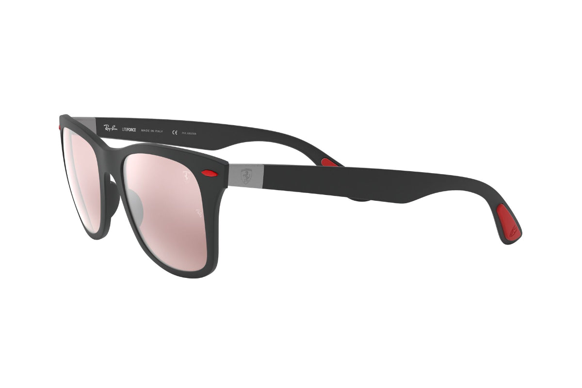 Ray-Ban Ferrari Lentes de Sol Wayfarer Liteforce Polarizados RB4195M