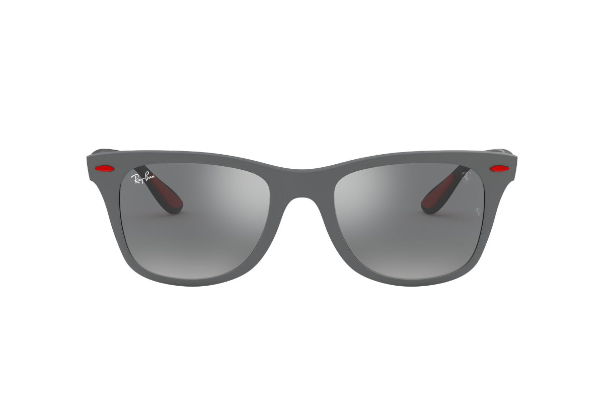 Ray-Ban Ferrari Lentes de Sol Wayfarer Liteforce Espejados RB4195M