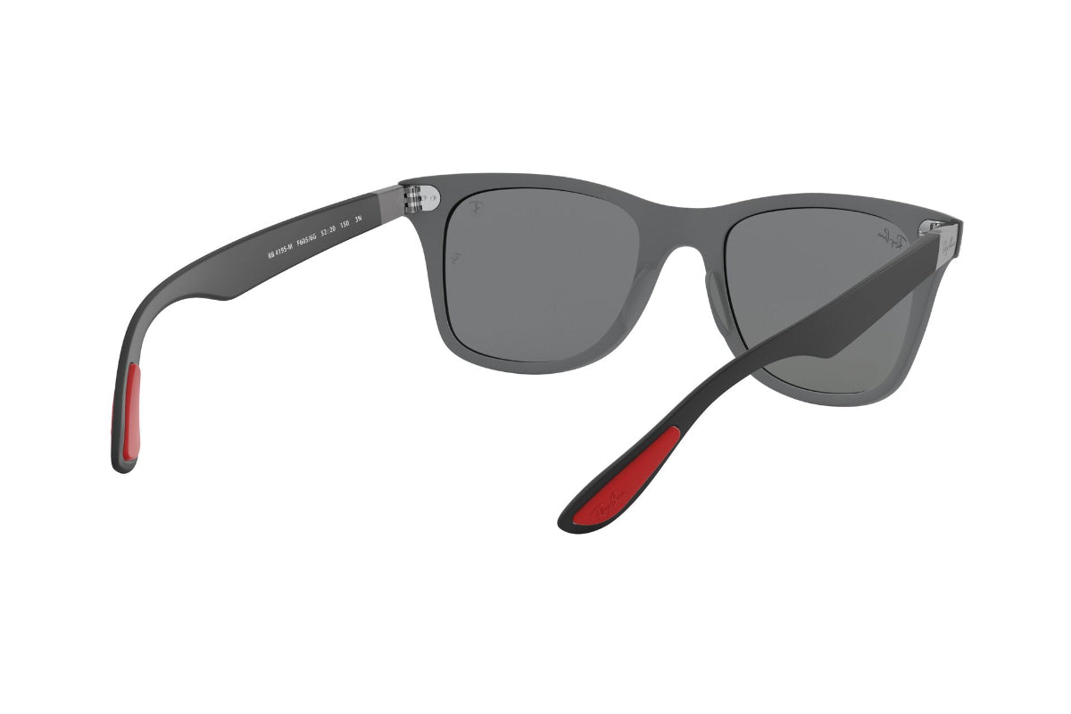 Ray-Ban Ferrari Lentes de Sol Wayfarer Liteforce Espejados RB4195M